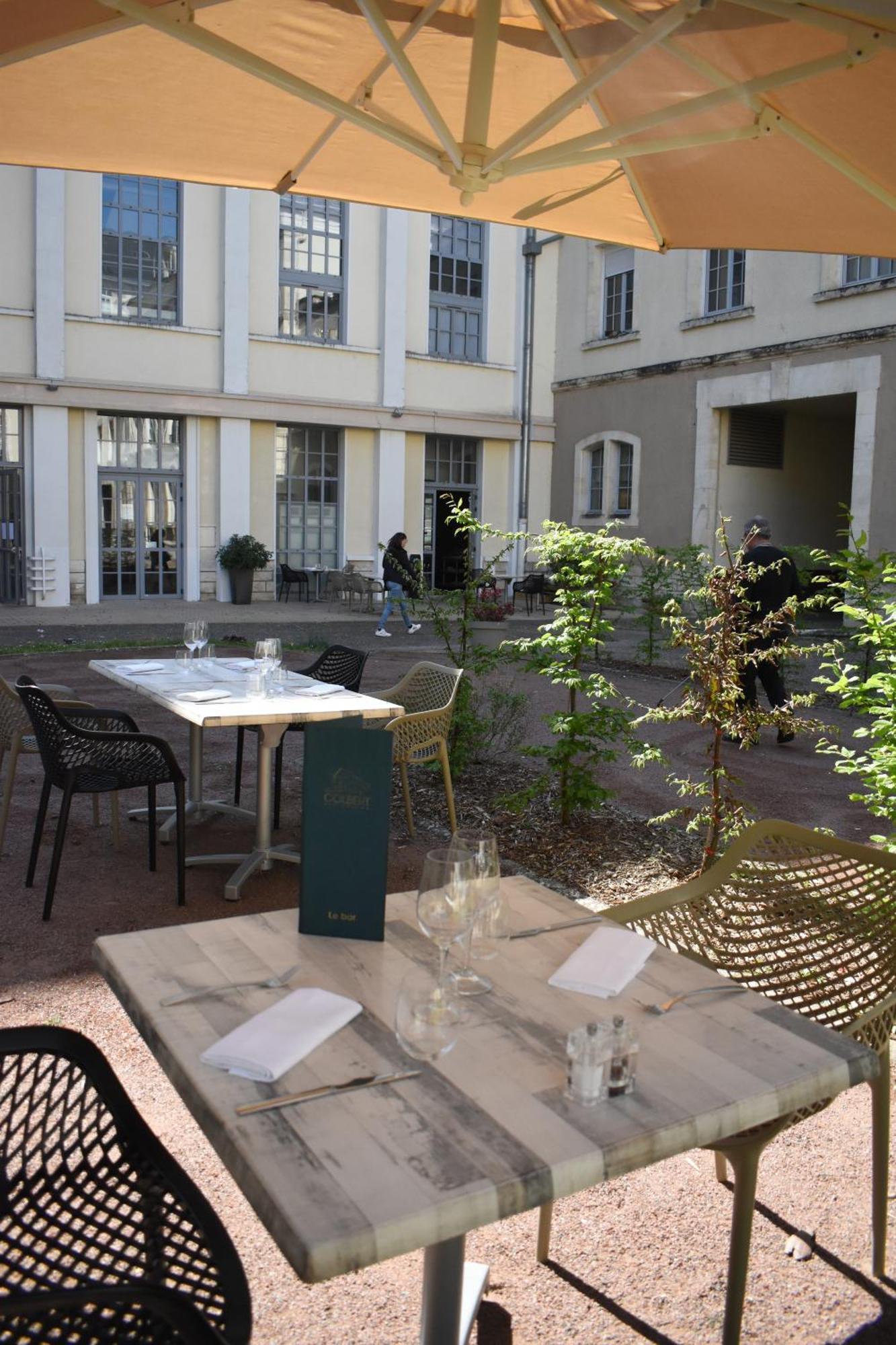 Best Western Plus Hotel Colbert Châteauroux Exterior foto