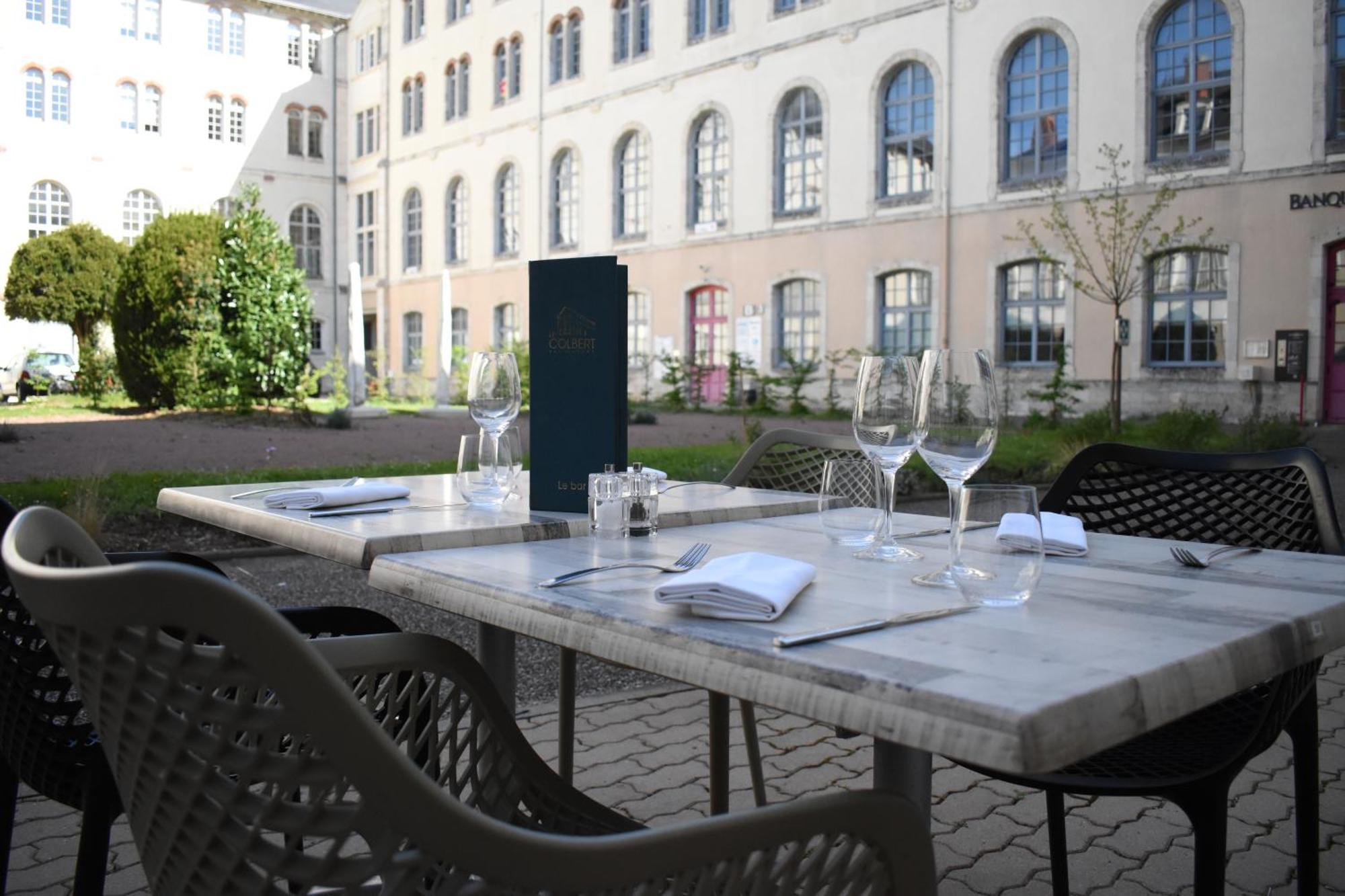 Best Western Plus Hotel Colbert Châteauroux Exterior foto